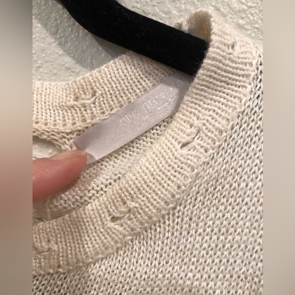 Sweater - Picture 2 of 5
